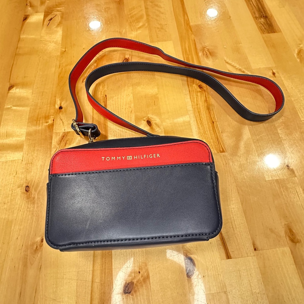 Tommy Hilfiger Crossbody Camera Bag Womens Small Navy Red Preppy Chic